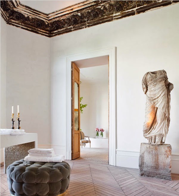 Bathroom Decor by Interior Designer Luis Puerta